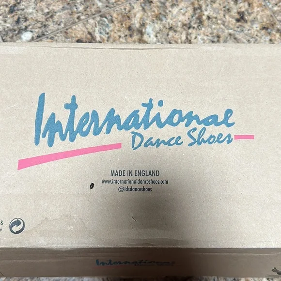 International dance shoes size 11